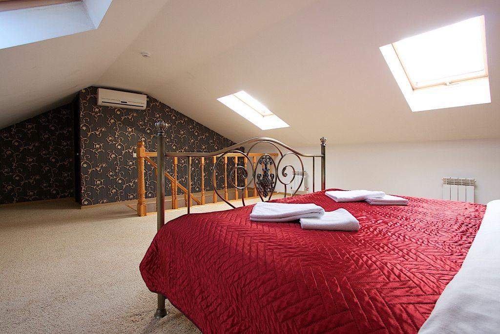 Четырехместный